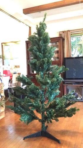 終了：大きなクリスマスツリー