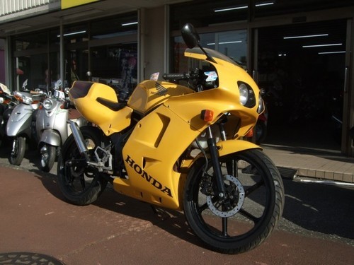 ご成約ありがとうございました。NO.555 NS-1 水冷2サイクルエンジン ☆彡