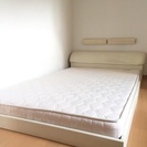 売約済　セミダブルベッド☆美品