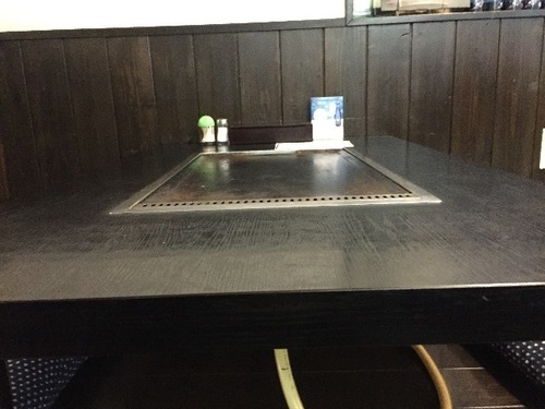 値下げ！鉄板焼き屋さんで使用していた座卓です。