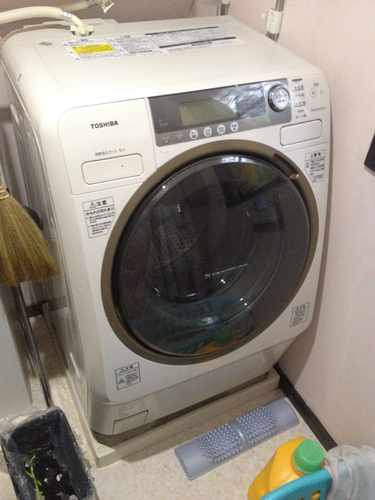 東芝製ドラム洗濯乾燥機