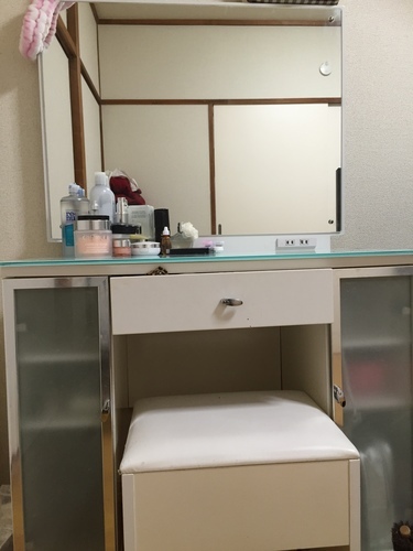 ドレッサー　化粧台　購入価額６万円前後★値下げしました