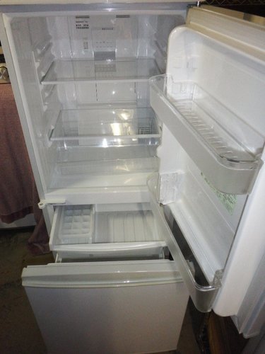 SHARP ノンフロン冷凍冷蔵庫（SJ-KS14-FG）137L