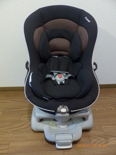 【お引渡し終了しました】コンビ　チャイルドシート　ゼウスターンS