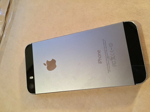 APPLE iPhone 5s 32GB simフリー【海外モデル】送料無料