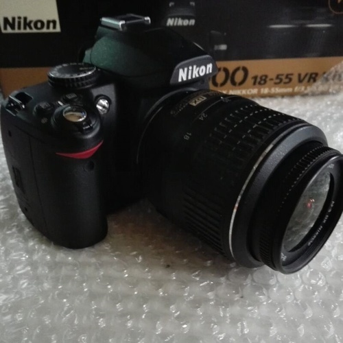 美品　Nikon ニコン D3000  レンズキット