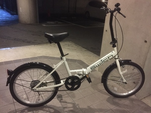 ★ほぼ新車★『 折りたたみ自転車 』 使用期間3ヶ月未満