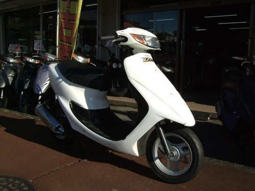 ご成約ありがとうございます。NO.599 ライブディオ (DIO) 2サイクルエンジン 後期モデル 集中シャッターキー ☆彡