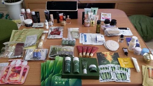 化粧品サンプル 100点以上