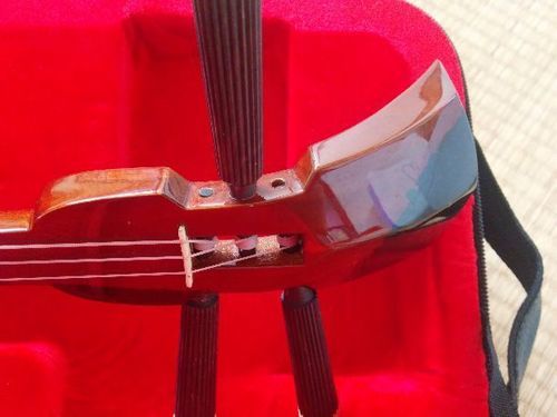 三線ハードケース付き