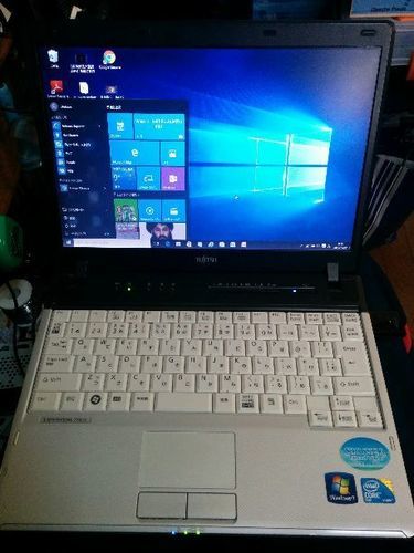 (完売御礼、横浜市保土ヶ谷区)　超軽量富士通ノート　Core2   2GB/160GB  12.1インチwide液晶　Windows10 快調