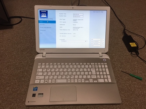 OS HDD無しのdynabook!