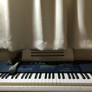まだ新しい光る電子ピアノはいかが？