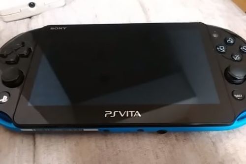 SONY PSVITA WiFiモデル PCH2000 本体のみ＋パワプロ2013