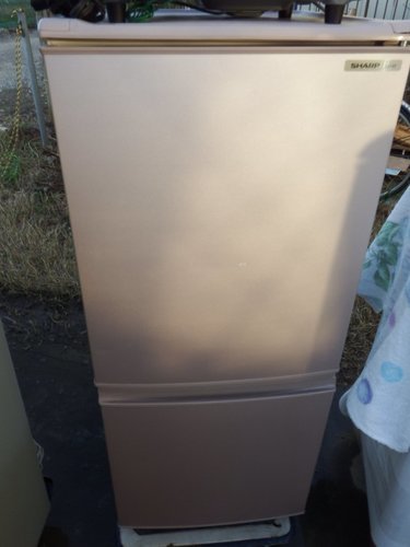 シャープ 137L　ピンク　冷凍冷蔵庫 SJ-14R-C