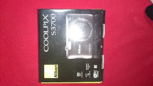 新品未開封 Nikon COOLPIX S３７００ ブラック