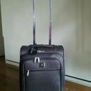 【美品】機内持ち込みサイズのスーツケース
