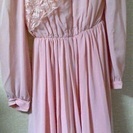 未使用　プレジールのシフォン・ジョーゼットのピンクのドレス　サイズ7号