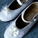 ☆大幅値下げ☆17㎝　白　靴　結婚式など多様に使えます。