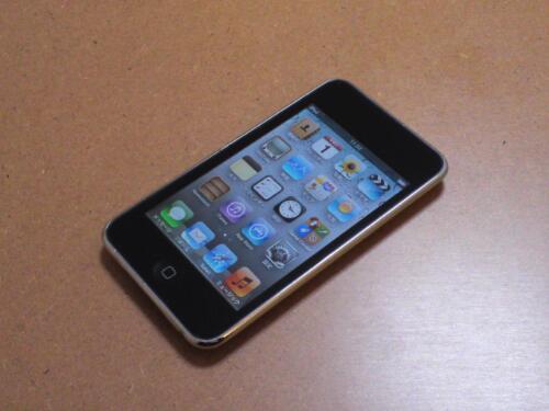 【美品】3世代 32GB iPod touch