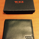 TUMI マネークリップ式財布