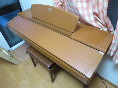 YAMAHA 電子ピアノ Clavinova CLP-130 中古 お譲りします
