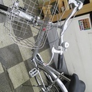 [2463]ミヤタ自転車　シティサイクル　26インチ　内装3段変速　軽量アルミフレーム　リモートレバーLEDライト　ローラーブレーキ　大型ステンレスカゴ　BAA自転車安全基準適合　シルバー