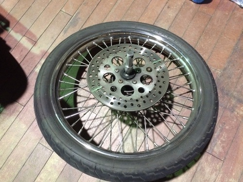 ハーレー 21インチホイール ハーレー 21インチ エボ？ ソフテイル