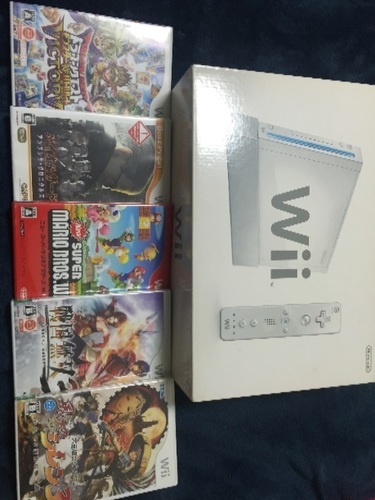 wii本体＋ソフト5本売ります。
