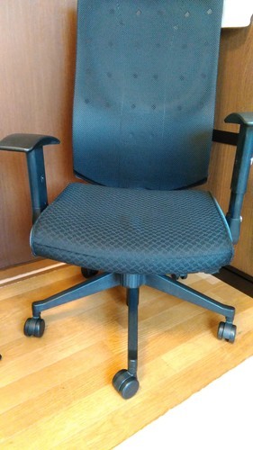 肘掛が倒せる 便利な椅子値下げしました Pinebook 新狭山の椅子 ハイバックチェア の中古あげます 譲ります ジモティーで不用品の処分