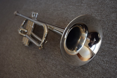 YAMAHA トランペット YTR-135