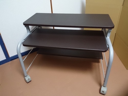 服 テセウス 作家 パソコン 机 ロー タイプ ニトリ くしゃみ 風刺 カウンタ