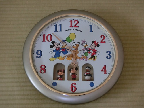 中古ディズニー壁掛け時計① (カシオペイア) 調布の時計《掛け時計》の中古あげます・譲ります｜ジモティーで不用品の処分