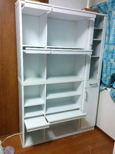 交渉中  フラップ式扉の棚２つ\u0026食器棚