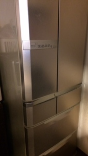 三菱ノンフロン冷凍冷蔵庫6ドア565L