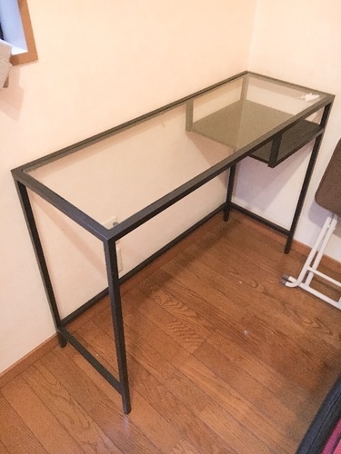 IKEAのデスク