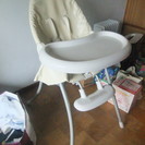 赤ちゃん食事用テーブル付き椅子