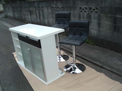 商談中　ニトリ■バーカウンター■カウンターチェア■2脚付■テーブル