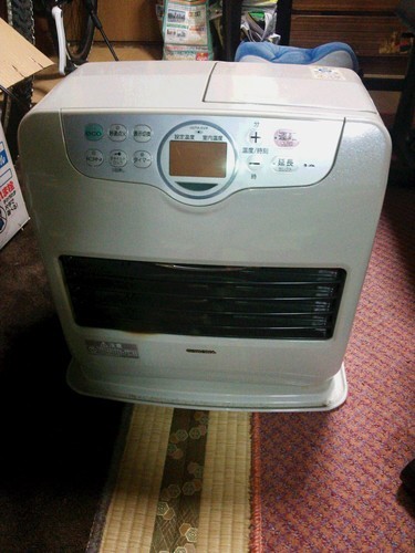 只今交渉中　石油ストーブ　新規受付は終了します。