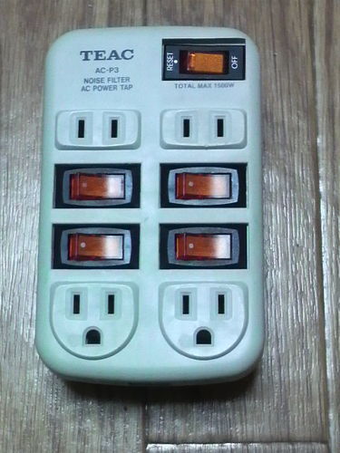 4コ口スイッチ付きコンセントタップ Acタップ Rica 玉造のその他の中古あげます 譲ります ジモティーで不用品の処分