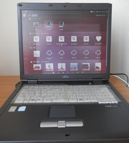 OFFICE2003入りノートパソコンFMV-C8240売ります