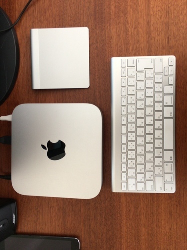 Apple Mac Mini mid 2011【i5-2.3Ghz/8G/500G/状態良】+純正キーボード\u0026トラックパッド