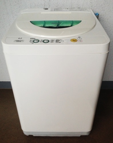 交渉成立：ナショナル／４．２ｋｇ 全自動洗濯機 『ＮＡ－Ｆ４２Ｍ６』 ２００４年製を３０００円でお譲りします。