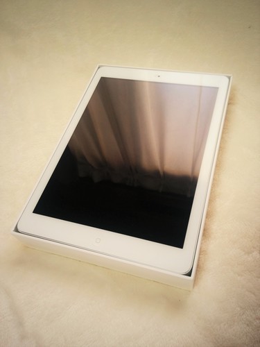 iPad iPad Air 64GB  (MD790J/A)