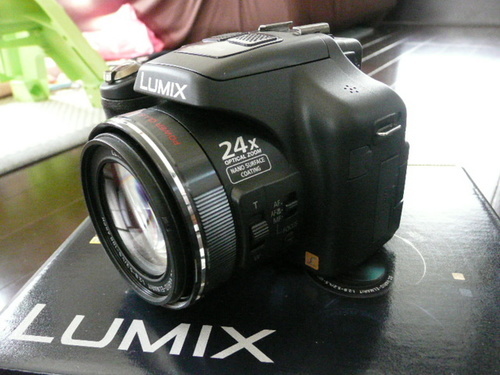 【超美品】Panasonic デジタルカメラ DMC - FZ150　おまけ付き
