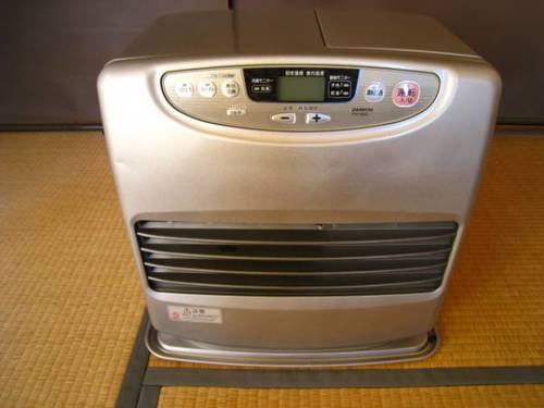 引き取り希望◆ダイニチ　石油ファンヒーター FW-565L◆