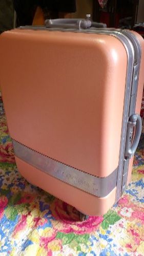 スーツケースクレージュlサイズパステルピンク浦安市 まえだ 浦安のバッグの中古あげます 譲ります ジモティーで不用品の処分