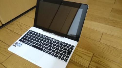 ☆美品☆ASUS T100TA 2in1タブレットPC 訳あり