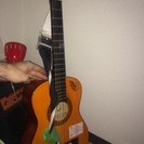 フィンランドからの古典的なアコースティックギター3/4サイズ