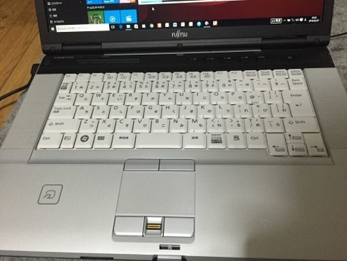 （取引成立）高解像WSXGA+（1680×1050)液晶搭載　 Win10 64bit 、office2010pro FMV‐ E8250